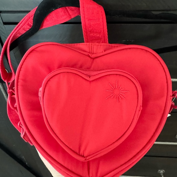 Aerie Red Heart Crossbody Bag - Picture 5 of 6